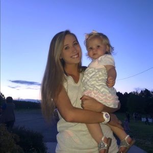 Meet your Posher, Andrea